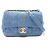 Chanel Matelassé Small Flap Schultertasche aus Denim Blau