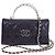 Porta-telemóvel com aba Chanel Black Caviar Coco First com corrente Preto