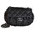 Gabrielle Bolsa de aba média com corrente Chanel em pele de cordeiro acolchoada preta lavada Preto