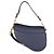 Bolso Saddle Medium Christian Dior en piel de becerro granulada Deep Ocean Azul - vista 2