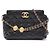 Chanel Matelassé Schultertasche aus schwarzem Leder