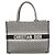Christian Dior Medium Houndstooth Book Tote Schwarz Roh