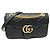 Borsa a tracolla Gucci GG Marmont in vitello con catena Nero
