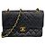 Chanel Matelassé Schultertasche aus schwarzem Lammleder