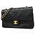 Bolsa de Ombro Chanel Matelassé Preto