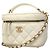 Borsa Vanity Chanel in pelle di vitello granulata bianca Bianco