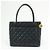Chanel Medallion Quilted Caviar Preto - vista 2