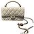 Borsa a patta porta-cellulare Chanel in pelle d'agnello matelassé beige e marrone con catena e hardware light gold, 2023 - vista 5