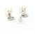Boucles d'oreilles puces Chanel 36138 Argent et Blanc Argenté - vue 3