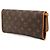 Bolso bandolera Louis Vuitton Monogram Pochette Twin GM marrón Castaño - vista 2