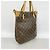 Bolso Louis Vuitton Monogram Odeon GM Castaño - vista 2