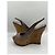 Gucci Sandali Slingback con zeppa in camoscio e sughero Grigio - vista 8