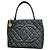 Borsa Tote Chanel in pelle di vitello martellata nera Nero