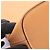 Borsa a tracolla Loewe in pelle beige - view 7