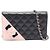 Borsa a tracolla Chanel Matelassé con nastro camelia Nero Rosa