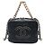 Bolsa Camera Chanel Beauty Begins em pele de cordeiro acolchoada preta com tachas Preto