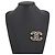 Broche Chanel com strass - vista 4
