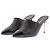 Chanel Mules nere a punta con perle sul tacco