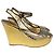 Sandalias de cuña Prada en piel de pitón plateada Talla 37 Plata