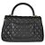 Gabrielle Bolsa Chanel Medium Coco Top Handle em couro caviar matelassé preto - vista 2