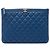 Clutch Chanel Boy O Case Medium Quilted Caviar Azul