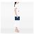 Clutch Chanel Boy O Case Medium Quilted Caviar Azul - vista 6