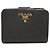 Cartera bi-fold Prada en piel de becerro negra