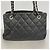 Bolso Tote Chanel de piel de becerro granulada negra - vista 10