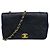 Chanel Matelassé Schultertasche mit Kette