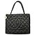 Saco Tote Chanel em couro de bezerro grão preto