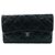 Portafoglio lungo tri-fold in pelle Matelassé Chanel