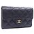 Timeless Portafoglio lungo tri-fold Chanel in pelle di vitello martellata nera