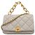 Chanel Matelassé Schultertasche mit Kette