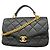 Timeless Chanel Matelassé Schultertasche mit Kette