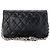 CHANEL - Classic/Timeless Chanel Wallet On Chain Schultertasche aus glattem dunkelblauem Leder - Ansicht 3
