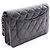 Timeless Chanel Matelassé Schultertasche aus schwarzem Lammleder - Ansicht 2