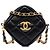 Clutch Chanel Black CC Quilted Lambskin Diamond com corrente