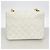 Chanel Matelassé Schultertasche mit Kette - Ansicht 11