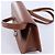 Bolso de hombro de piel Sofia de The Row en Brown - vista 4