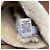 UGG Shearling-Handschuhe aus braunem Leder mit Logo-Plakette - Ansicht 4