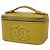 Chanel Vanity Pouch aus gelbem genarbtem Kalbsleder