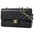 Bolsa de ombro Chanel Matelassé em couro preto