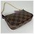 Louis Vuitton Mini Pochette Accessoires - vista 2