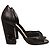 Tacones Chanel de cuero de pitón negro con camelia