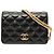 Borsa a tracolla Chanel Mini CC Bijoux Wallet on Chain in pelle d'agnello matelassé nera