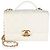 Bolsa de aba Mini Golden Plate em pele de cordeiro acolchoada branca Chanel - vista 8