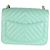 Borsa Mini Square Flap Chanel in pelle d'agnello chevron verde chiaro - vista 2