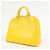Louis Vuitton Alma Epi Leather PM - vista 3