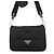 Bolso de hombro triangular Prada en Re-Nylon acolchado