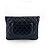 Clutch Chanel O Case de piel de cordero acolchada Medium - vista 2